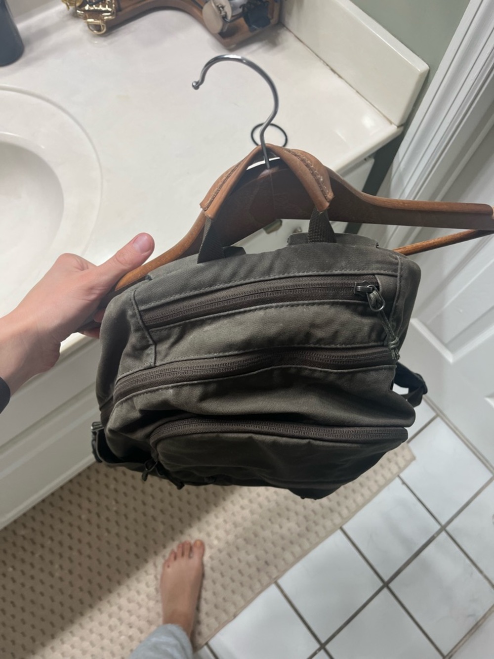Fjallraven olive green backpack - Picture 3 of 4